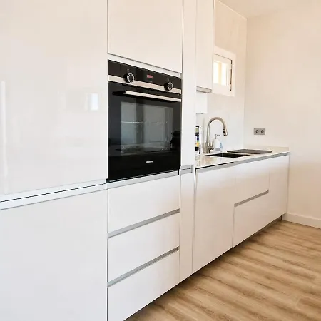 Ocean View, Bright & Modern Apt, Big Terrace *